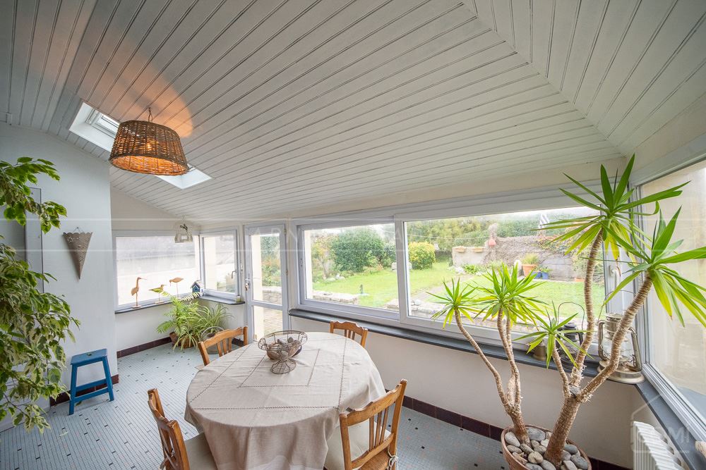 MAISON T6 DES ANNEES 50 - PIECE DE VIE TRIPLE AVEC VERANDA - 4 CHAMBRES - TERRAIN 1000M² photo 2