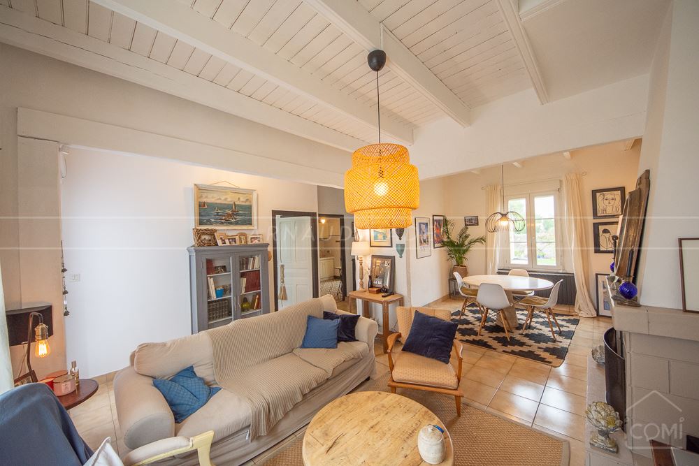 MAISON T6 DES ANNEES 50 - PIECE DE VIE TRIPLE AVEC VERANDA - 4 CHAMBRES - TERRAIN 1000M² photo 4
