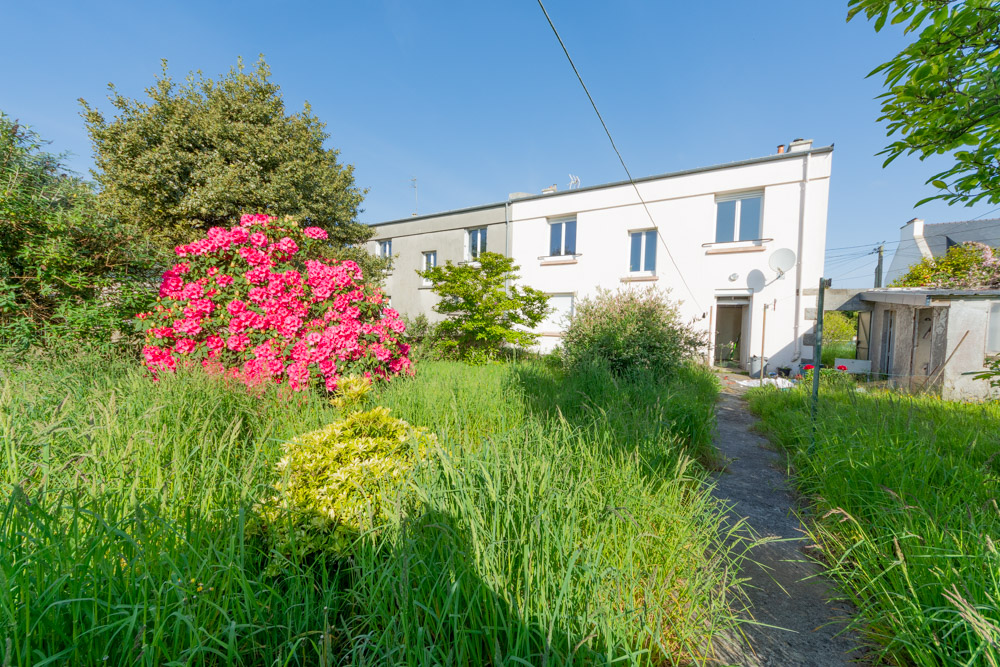 MAISON DE VILLE T5 145M² DE 1953 - 3 CHAMBRES POSSIBLE 4 - GARAGE SUR TERRAIN DE 450M²