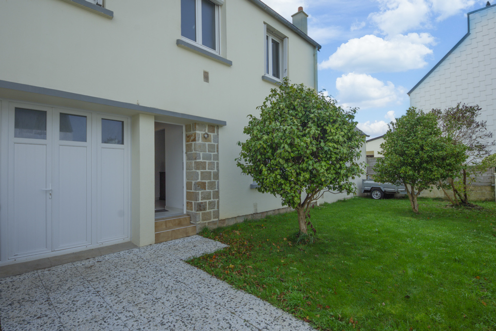 MAISON T7 DE 162M² - 5 CHAMBRES (POSSIBLE 6) - GARAGE - TERRAIN DE 450M² - GRENIER AMENAGE 35M²