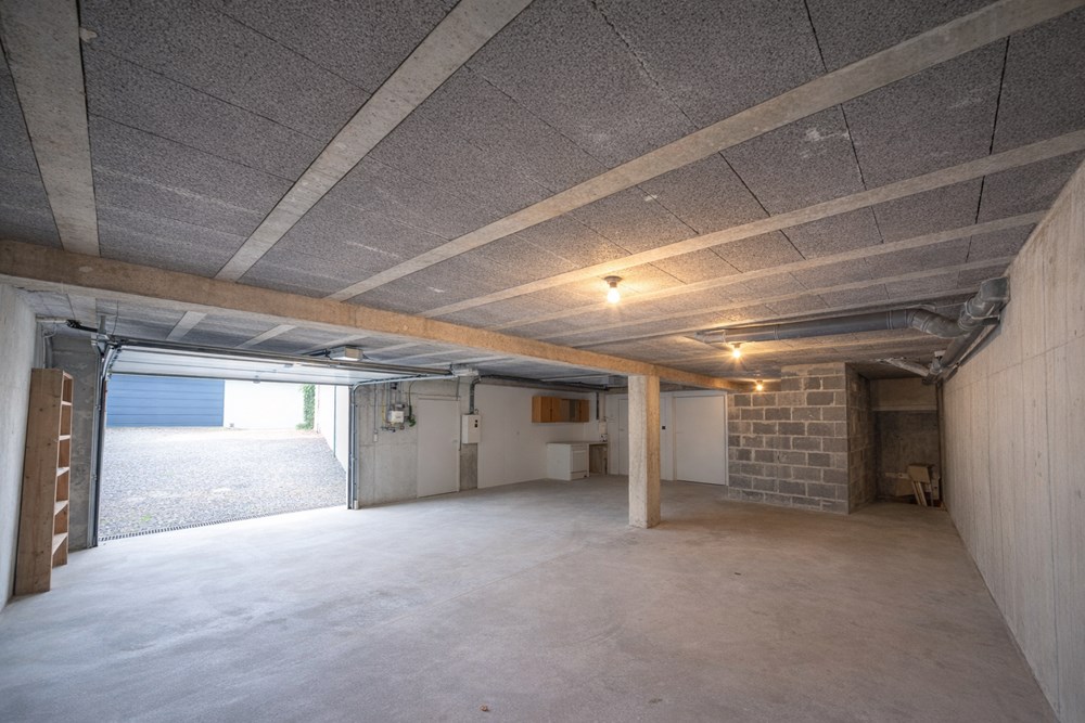 MAISON CONTEMPORAINE 2015 - T6 DE 150M² - SUPERBE ESPACE DE VIE DE +50 M² - 4 BELLES CHAMBRES - TERRAIN CLOS - RARE photo 5