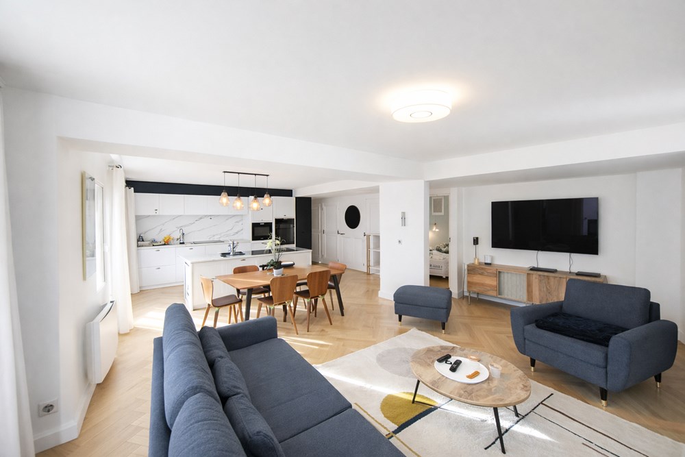 SUPERBE APPARTEMENT 85 M² - 2 CHAMBRES - COUP DE COEUR - DALLE BETON - PLACE DE PARKING