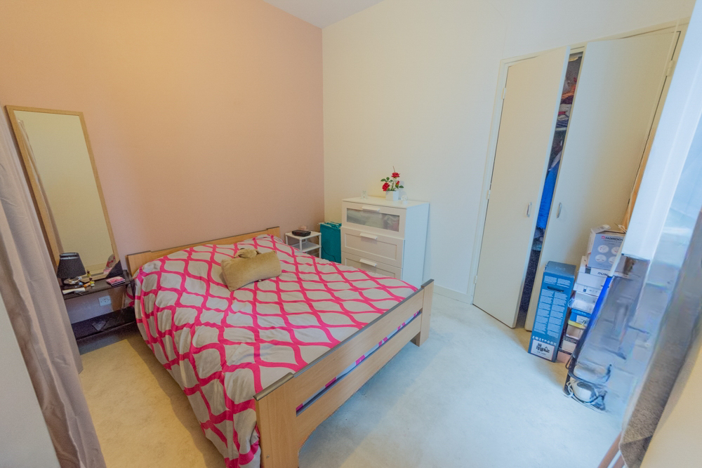 APPARTEMENT T2 38M² AU PREMIER ETAGE SUR 2 - LOUE MEUBLE - LUMINEUX - BEAU POTENTIEL photo 3