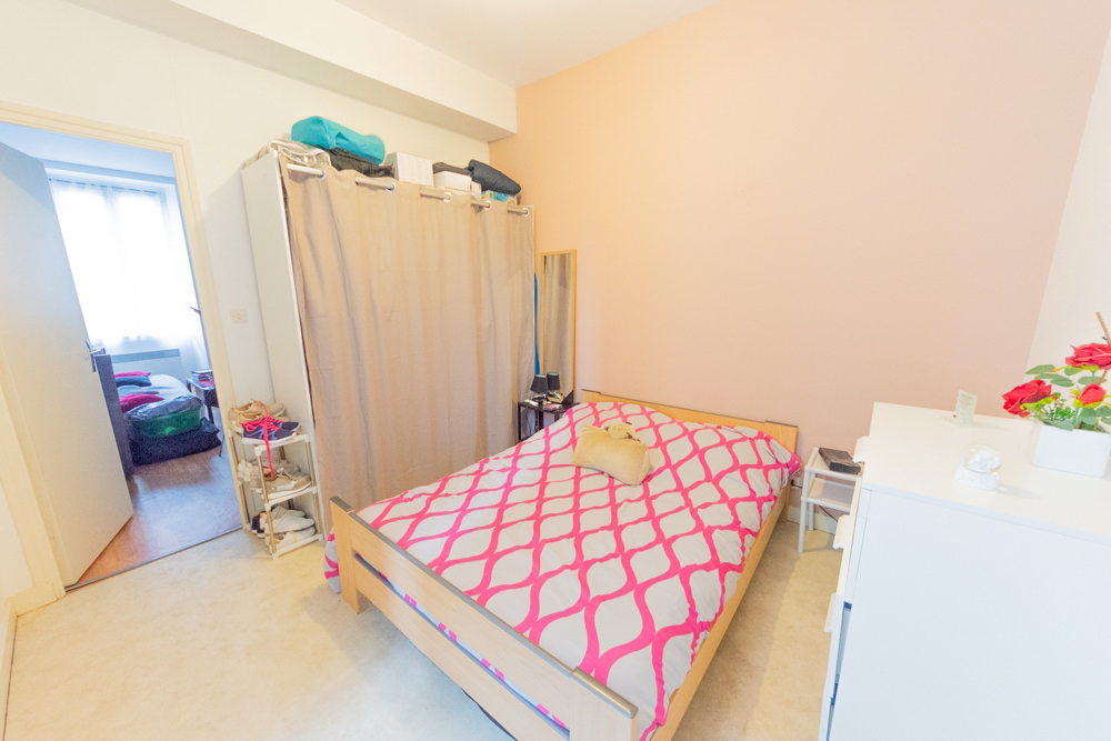 APPARTEMENT T2 38M² AU PREMIER ETAGE SUR 2 - LOUE MEUBLE - LUMINEUX - BEAU POTENTIEL photo 5