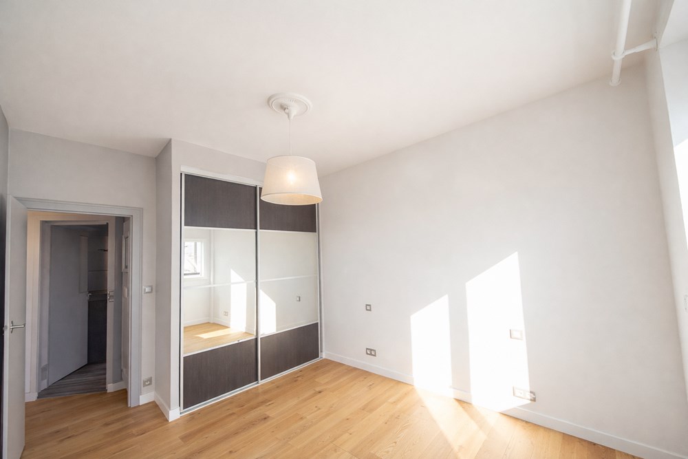 APPARTEMENT T3 - SUPERBE PIECE DE VIE +35 M² - CHARME - PRESTATIONS HAUT DE GAMME - VUE DEGAGEE - VUE MER - ASCENSEUR photo 5