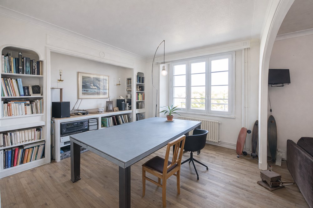 CHARMANTE MAISON DES ANNEES 50 A RENOVER - 3 CHAMBRES - 110 M² - GARAGE - JARDIN - PROCHE DU BOURG - BEAU POTENTIEL photo 3