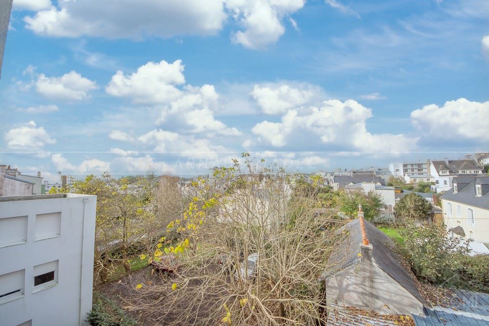 APPARTEMENT T4 - SUPERBE PIECE DE VIE DOUBLE - 3 BELLES CHAMBRES - DERNIER ETAGE - PARKING - AUCUNS TRAVAUX - RARE photo 3