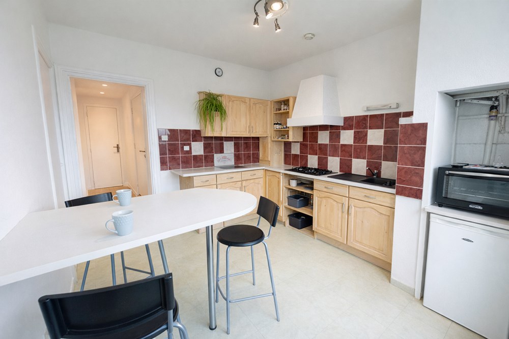 APPARTEMENT T4 78M² - 2 CHAMBRES POSSIBLE 3 - VUE MER - FAIBLES CHARGES - PARKING RESERVE A LA COPROPRIETE photo 3