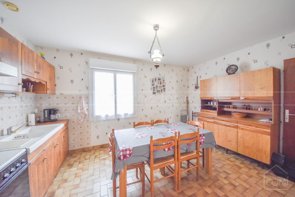MAISON FAMILIALE - VIE DE PLAIN-PIED - GRAND TERRAIN CLOS - HANGAR - CADRE CALME - IDEAL AMOUREUX DE LA NATURE photo 4