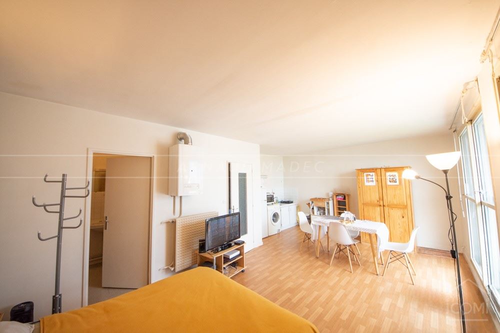 APPARTEMENT STUDIO - IDEAL PIED A TERRE OU LOCATIF - ASCENSEUR - BALCON - STATIONNEMENT - RARE photo 3