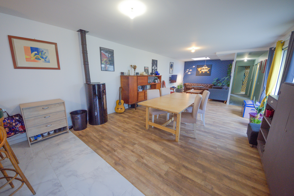 MAISON PLAIN PIED DE 2021 AVEC 3 CHAMBRES (POSSIBLE 4) ET GARAGE SUR 580M² DE TERRAIN photo 3