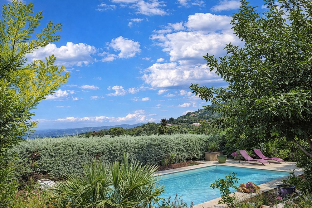 MAISON 170M² - 4 CHAMBRES - PISCINE - VUE MAGIQUE - 10 MIN DE VALENCE - GARAGE - TERRAIN 1400M² - COUP DE COEUR - PLAIN PIED photo 4