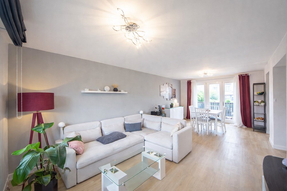 MAISON T5 - PIECE DE VIE TRIPLE AVEC TERRASSE - 3/4 CH - AUCUNS TRAVAUX - COUP DE COEUR - RARE