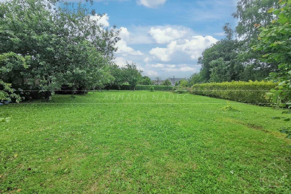 TERRAIN CLOS DE 800 M² - ARBORE - EXPOSE SUD - CALME - RARE photo 4