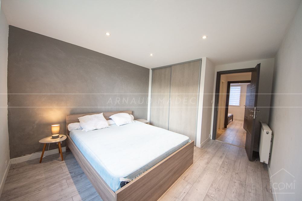 APPARTEMENT T3 - PIECE DE VIE DOUBLE 30M² - CALME - AUCUNS TRAVAUX - VERDURE - STATIONNEMENT photo 5