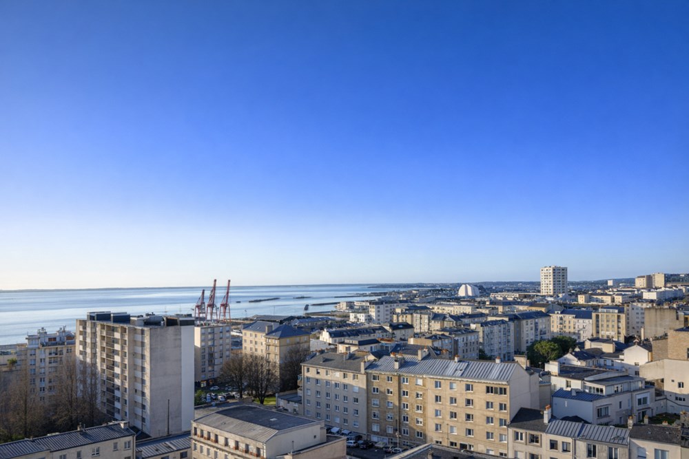 APPARTEMENT T5 DE 120 M² AU DERNIER ETAGE AVEC VUE MER PANORAMIQUE - VERANDA 40 M² - TERRASSE 50 M² - GARAGE - EXCEPTIONNEL photo 5