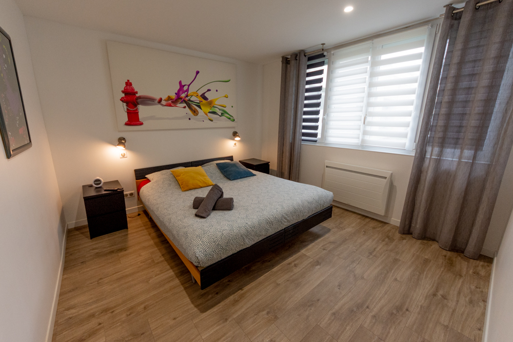 APPARTEMENT LOFT T6 210M² - 4 CHAMBRES - FAIBLES CHARGES - PLACE DE PARKING PRIVEE photo 4