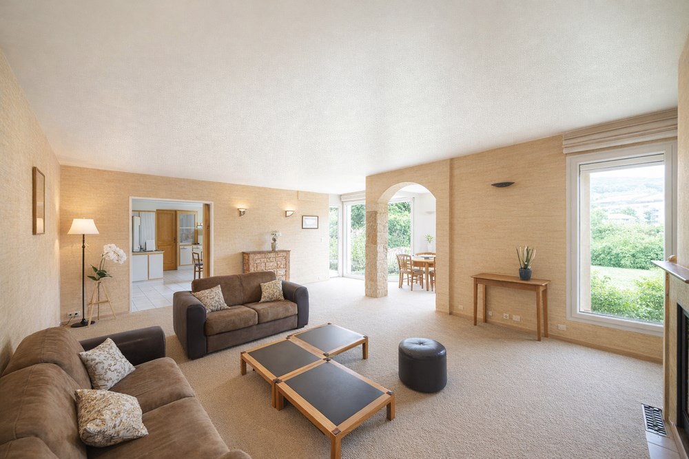 PROPRIETE DE CHARME 1900 - PIECE DE VIE +60M² - 4/6 CHAMBRES - TERRAIN CLOS 1000M² - RARE photo 3