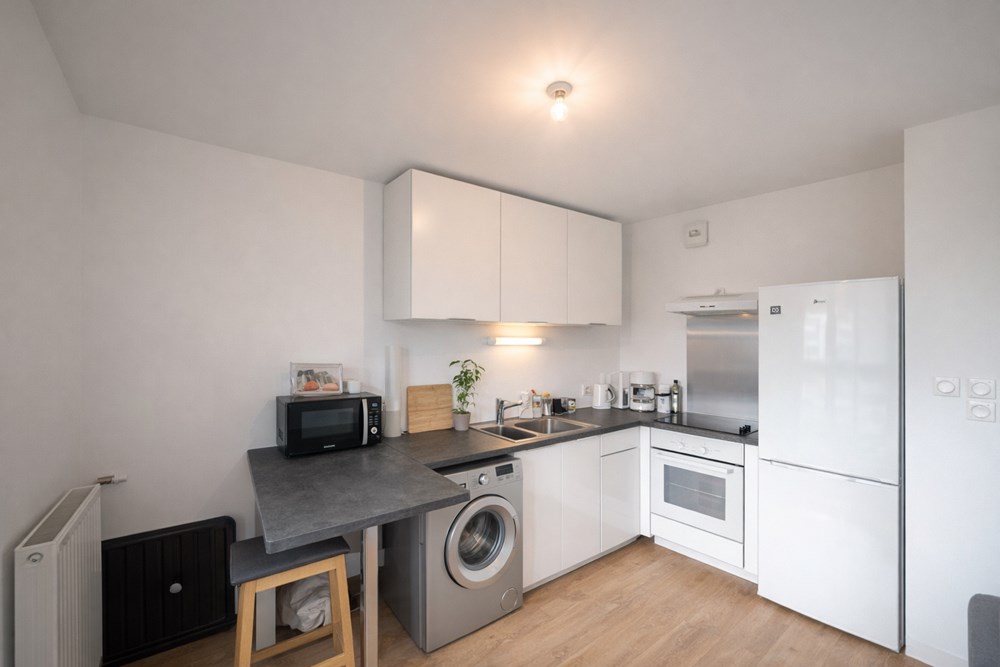 APPARTEMENT T2 DE 2017 - LUMINEUX - 1 CHAMBRE - GRANDE TERRASSE SANS VIS A VIS - ASCENSEUR - RT2012 - PARKING PRIVE photo 3