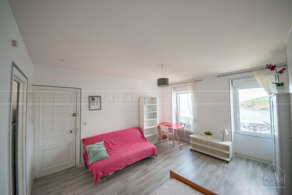 BEL APPARTEMENT VUE MER - T1 BIS - 2EME ET DERNIER ETAGE - COUP DE COEUR - PROCHE PLAGE - RARE