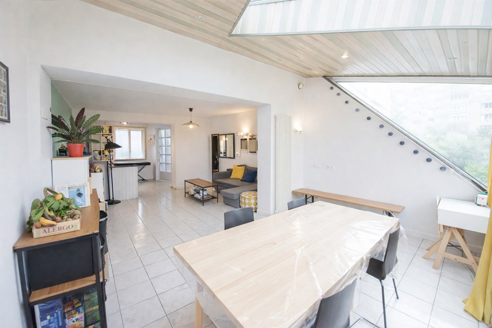 MAISON 138M² - 5 CHAMBRES - GRANDE PIECE DE VIE - GARAGE - CARPORT - STUDIO - RARE photo 2