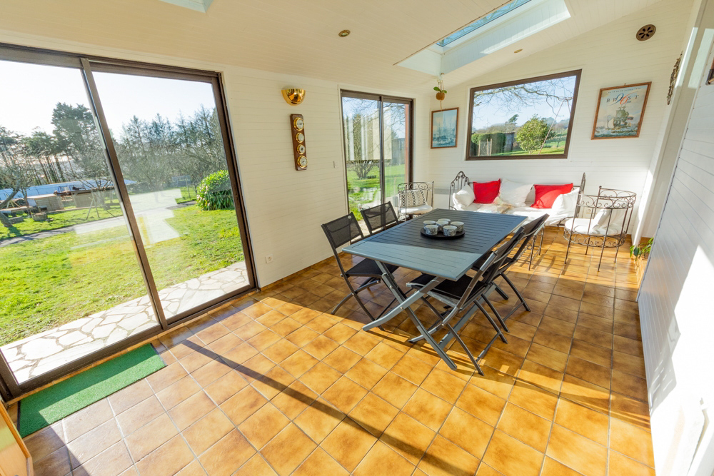 MAISON INDIVIDUELLE T6 - 4 CHAMBRES+1 BUREAU - SOUS SOL COMPLET - TERRAIN CLOS 2200M² photo 4