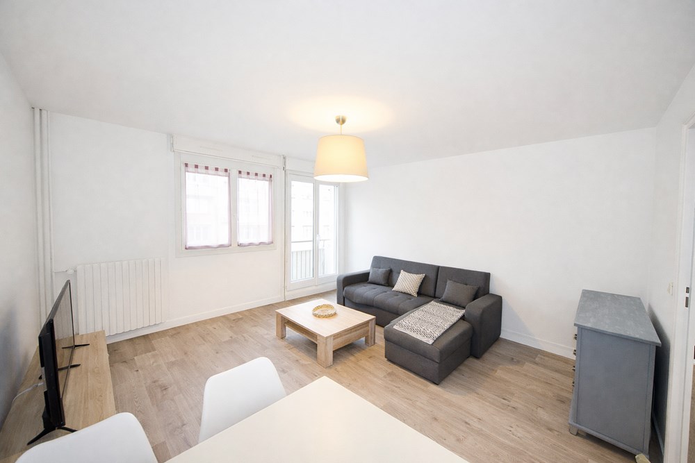 APPARTEMENT 3 PIECES - 63M² - MONTAIGNE - IDEAL INVESTISSEUR - DEUX CHAMBRES - CALME - LUMINEUX - REFAIT A NEUF