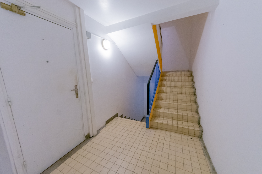 IMMEUBLE 300M² R+3 - 13 LOGEMENTS LOUES (STUDIOS AVEC SALLE D'EAU ET KITCHINETTE) photo 3