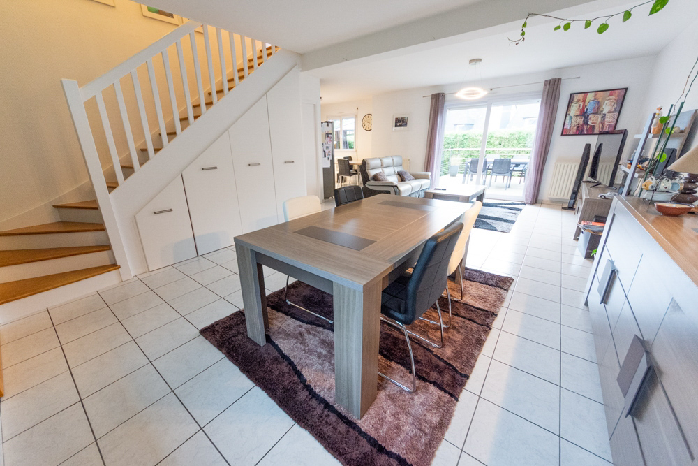 MAISON DE VILLE T5 95M² DE 2000 - 3 CHAMBRES - GARAGE - TERRASSE SUR TERRAIN CLOS DE 80M² photo 5