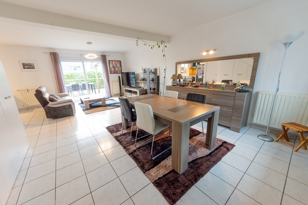 MAISON DE VILLE T5 95M² DE 2000 - 3 CHAMBRES - GARAGE - TERRASSE SUR TERRAIN CLOS DE 80M² photo 3