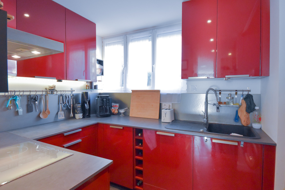 APPARTEMENT T4 58M² - 2 CHAMBRES POSSIBLE 3 - LUMINEUX - ENTIEREMENT RENOVE - LOCATAIRE EN PLACE photo 3