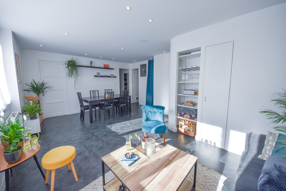 APPARTEMENT T4 58M² - 2 CHAMBRES POSSIBLE 3 - LUMINEUX - ENTIEREMENT RENOVE - LOCATAIRE EN PLACE