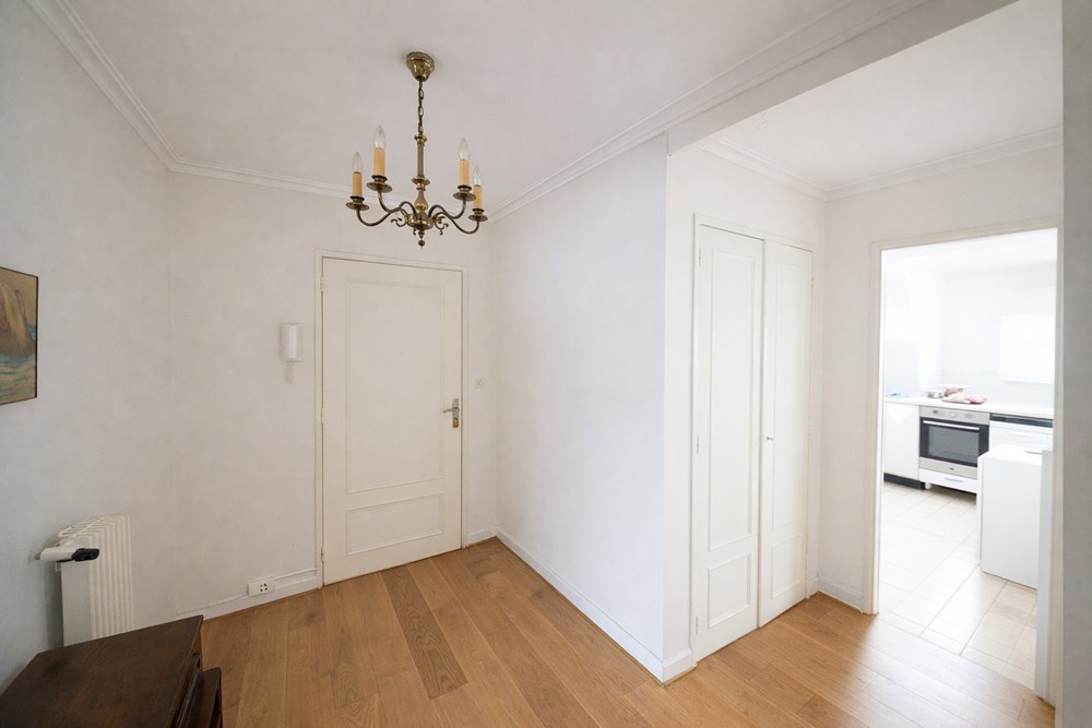 APPARTEMENT 103 M² - 4 CHAMBRES - GRANDE PIECE DE VIE - DALLE BETON - PROCHE CENTRE VILLE - PLACE DE PARKING photo 5