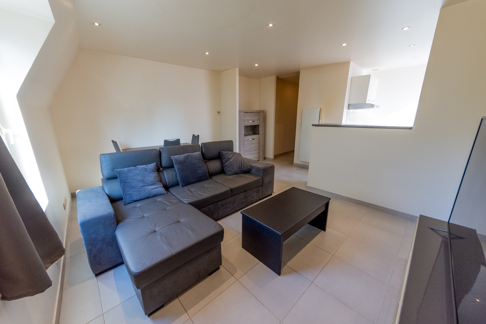 IMMEUBLE R+1 82M² DALLE BETON AVEC LOCATAIRE EN PLACE ET TRAVAUX A FINIR - RENDEMENT LOCATIF INTERESSANT photo 4