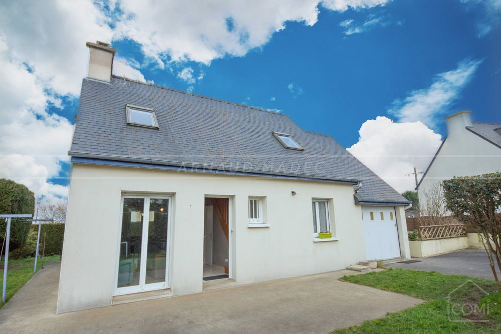 MAISON CONTEMPORAINE T5 DES ANNEES 2000 - GRANDE PIECE DE VIE TRIPLE 3/4 CHAMBRES - GARAGE - TERRAIN 600 M² CLOS photo 2