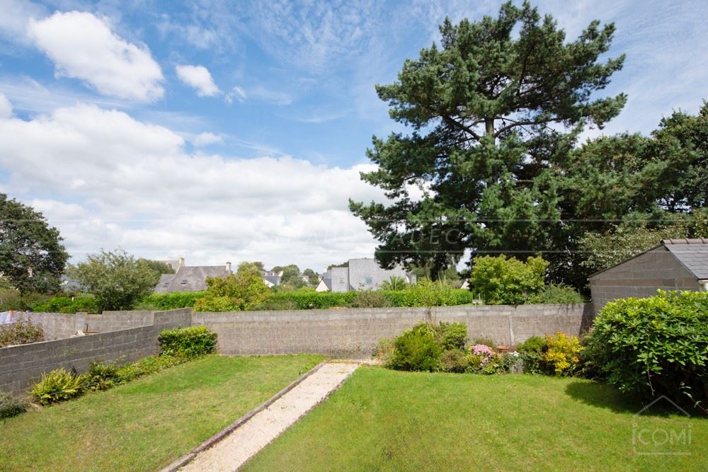 GRANDE MAISON T7 DES ANNEES 70 A MODERNISER - TERRAIN +300 M² - 5 CHAMBRES - DALLE BETON - NON MITOYEN - CALME - RARE photo 2