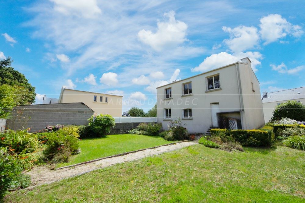 GRANDE MAISON T7 DES ANNEES 70 A MODERNISER - TERRAIN +300 M² - 5 CHAMBRES - DALLE BETON - NON MITOYEN - CALME - RARE photo 3