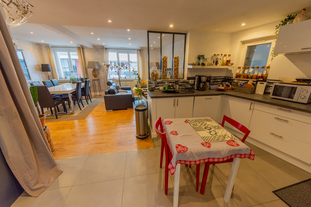 APPARTEMENT T4 80M² - 2 CHAMBRES - AUCUNS TRAVAUX A PREVOIR - CAVE - COUR COMMUNE photo 4