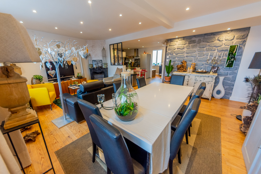 APPARTEMENT T4 80M² - 2 CHAMBRES - AUCUNS TRAVAUX A PREVOIR - CAVE - COUR COMMUNE photo 3
