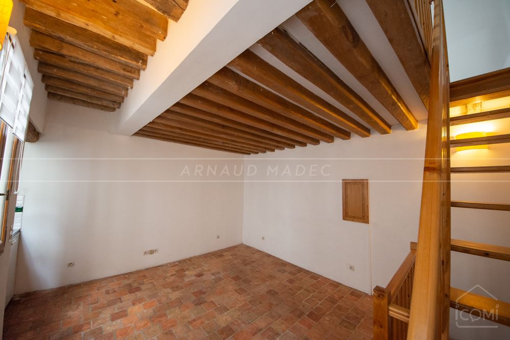 DUPLEX T2 AVEC SALLE DE BAIN - DERNIER ETAGE - CHARME - AUTHENTICITE - COUP DE COEUR ASSURE photo 3