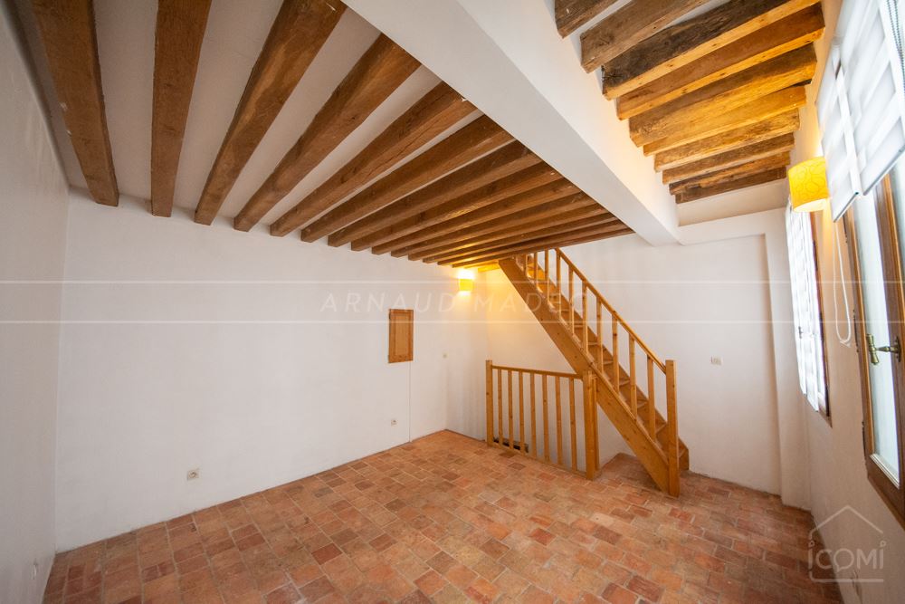 DUPLEX T2 AVEC SALLE DE BAIN - DERNIER ETAGE - CHARME - AUTHENTICITE - COUP DE COEUR ASSURE photo 5