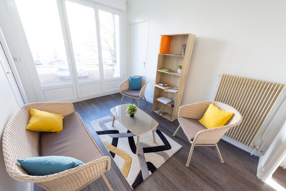 APPARTEMENT T5 80M² - 4 CHAMBRES - IDEAL COLOCATION - DALLE BETON - BEAU POTENTIEL