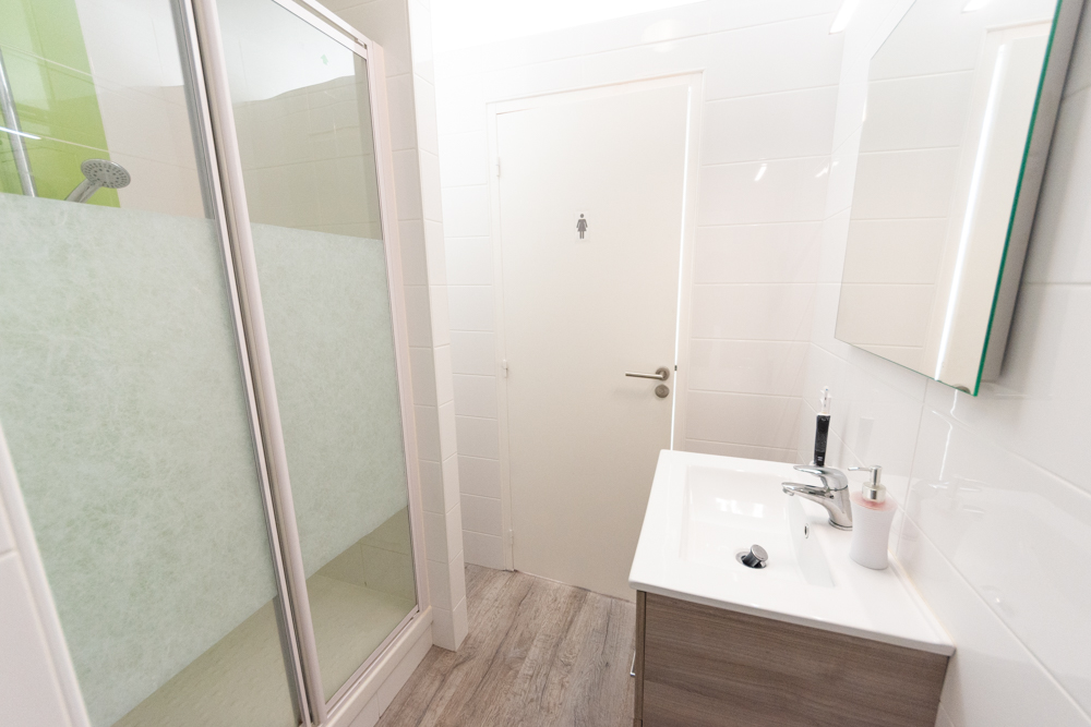 APPARTEMENT T5 80M² - 4 CHAMBRES - IDEAL COLOCATION - DALLE BETON - BEAU POTENTIEL photo 4