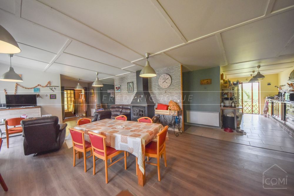 ANCIENNE GRANGE REAMENAGEE EN LOFT - IDEALE AMOUREUX D'ESPACE - GRAND TERRAIN - HANGAR - PROCHE BOURG photo 2