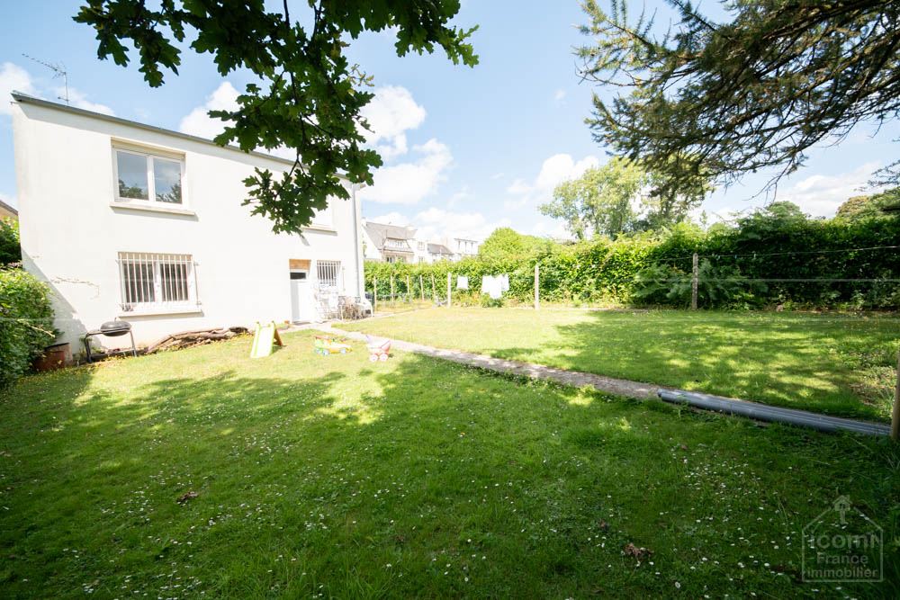 MAISON 5 PIECES - NON MITOYENNE - GRAND JARDIN CLOS - PAS DE VIS-A-VIS - PROCHE DES COMMODITES