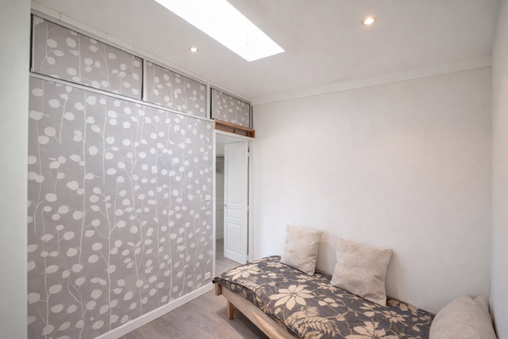 MAISON - 50 M² - PLAGES A 10 MINUTES EN VELO - COMMERCES A PIED - CENTRE BOURG photo 5
