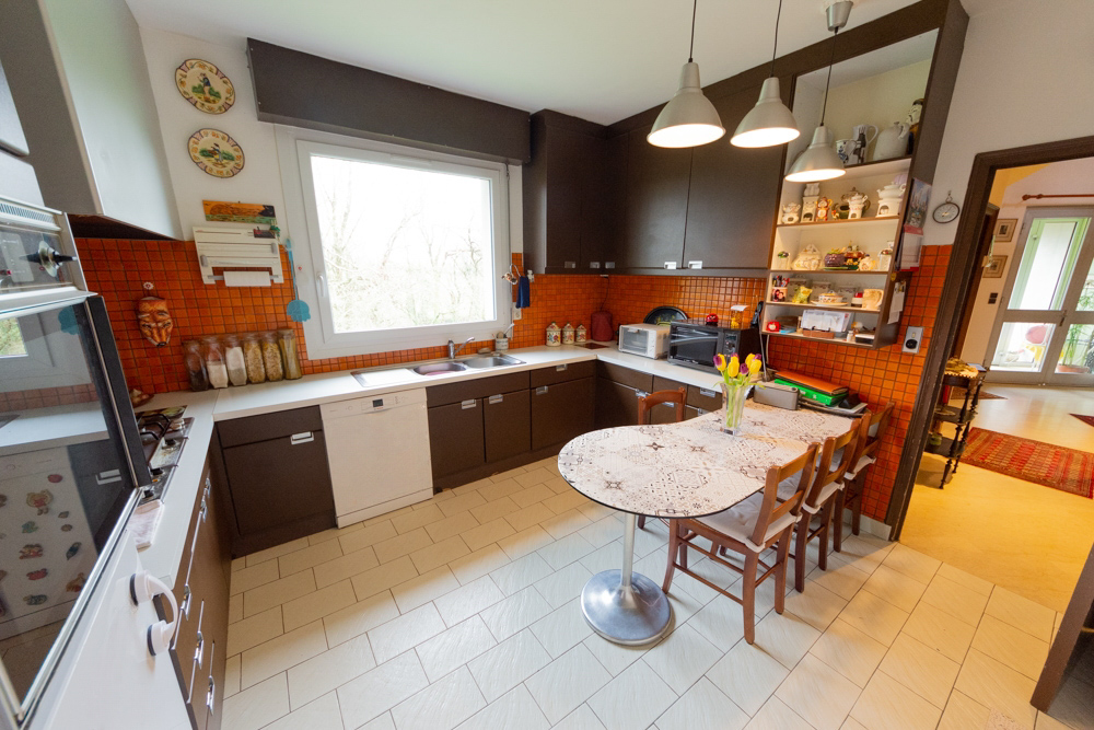 MAISON INDIVIDUELLE T9 260M² - SOUS SOL INTEGRAL - 7 CHAMBRES - BEAU POTENTIEL SUR TERRAIN DE 5 600M² photo 3