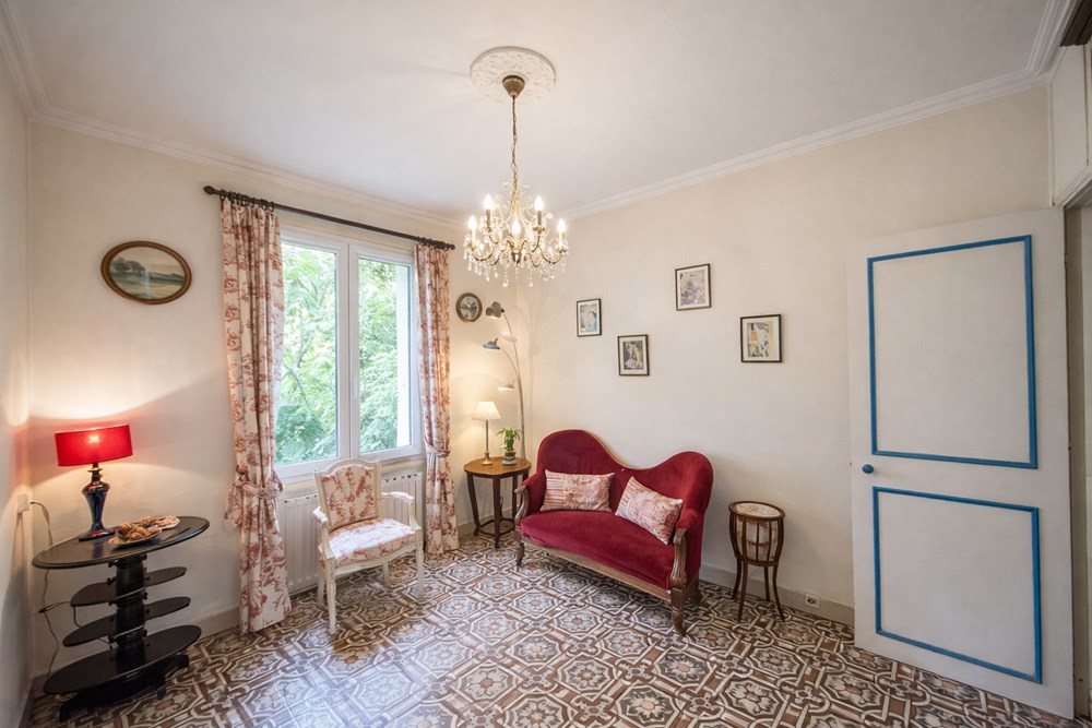 MAISON T4 DE 110 M² - 2/3 CHAMBRES - GARAGE - CHARME DES ANNEES 20 - PROXIMITE DES SERVICES photo 2