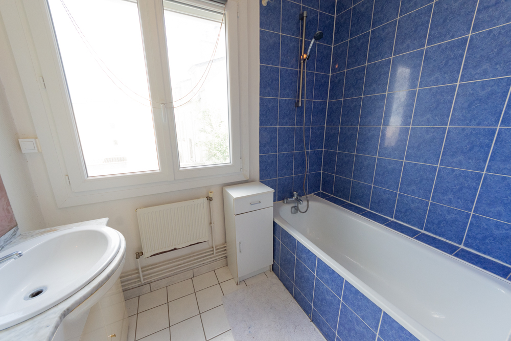 APPARTEMENT T3 63M² - DALLE BETON - 2 CHAMBRES - FAIBLES CHARGES - PARKING PRIVE photo 5