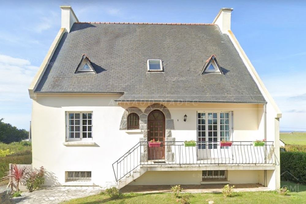 MAISON T6 - PIECE DE VIE DOUBLE- 5 CHAMBRES - SOUS SOL COMPLET - VUE MER - CALME - RARE ! photo 2